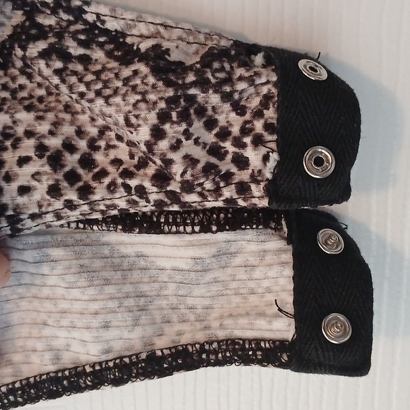 Caution To The Wind Ribbed Snake Skin Print Bodysuit - Picture 5 of 7